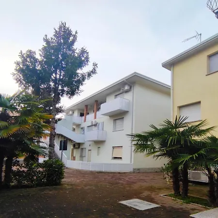 Bright And Cozy In Bibione