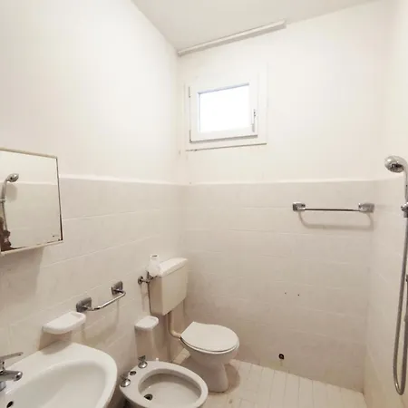 Bright And Cozy In 아파트 비비오네